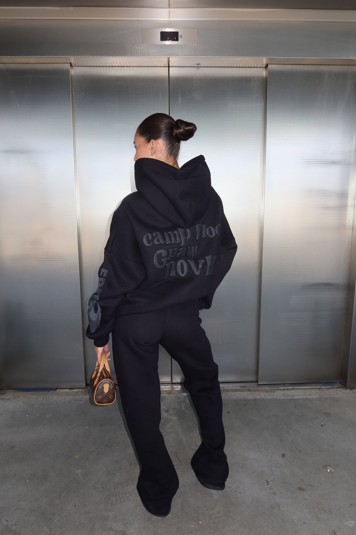 SHEVANI | LUCKY ME I SEE GOHSTS TRACKSUIT (volledige tracksuit)