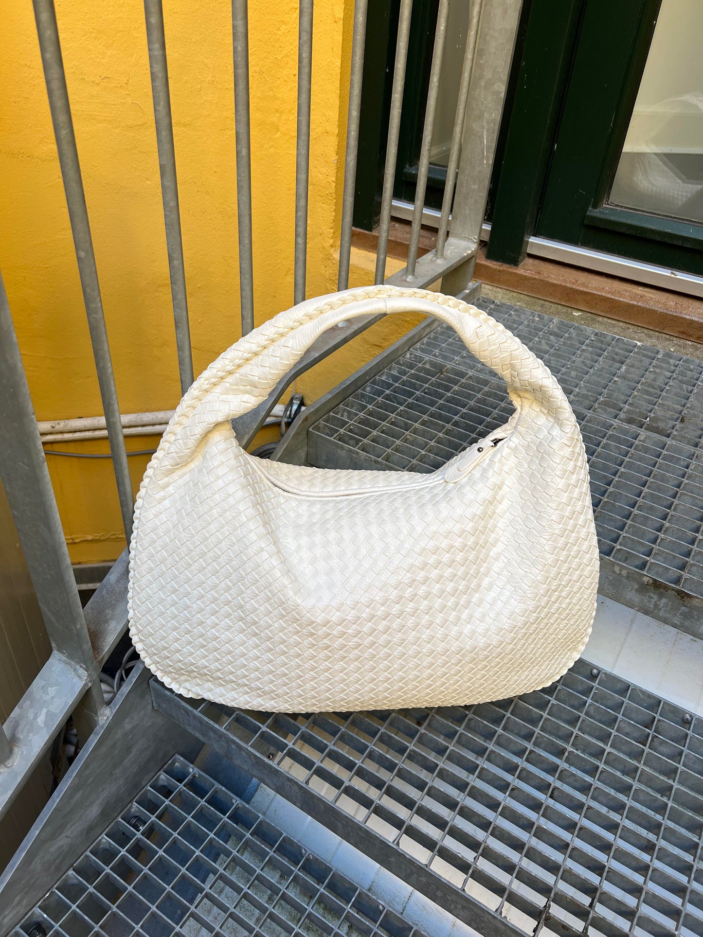 MARY - Must have Tas
