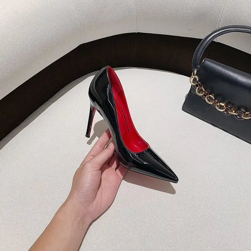 SCARLET - Classie Hoge Pumps Hoge Hakken StyleSpectrums
