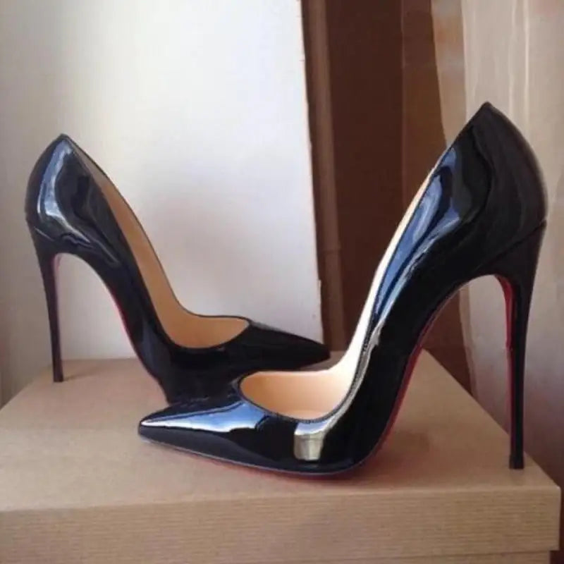 SCARLET - Classie Hoge Pumps Hoge Hakken StyleSpectrums