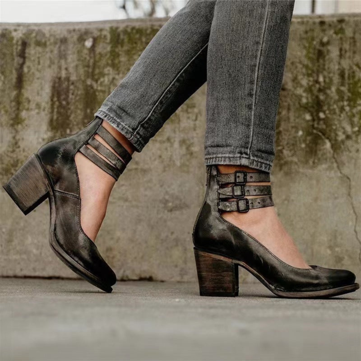 LARISA | ELEGANTE CLARISSE LAARS