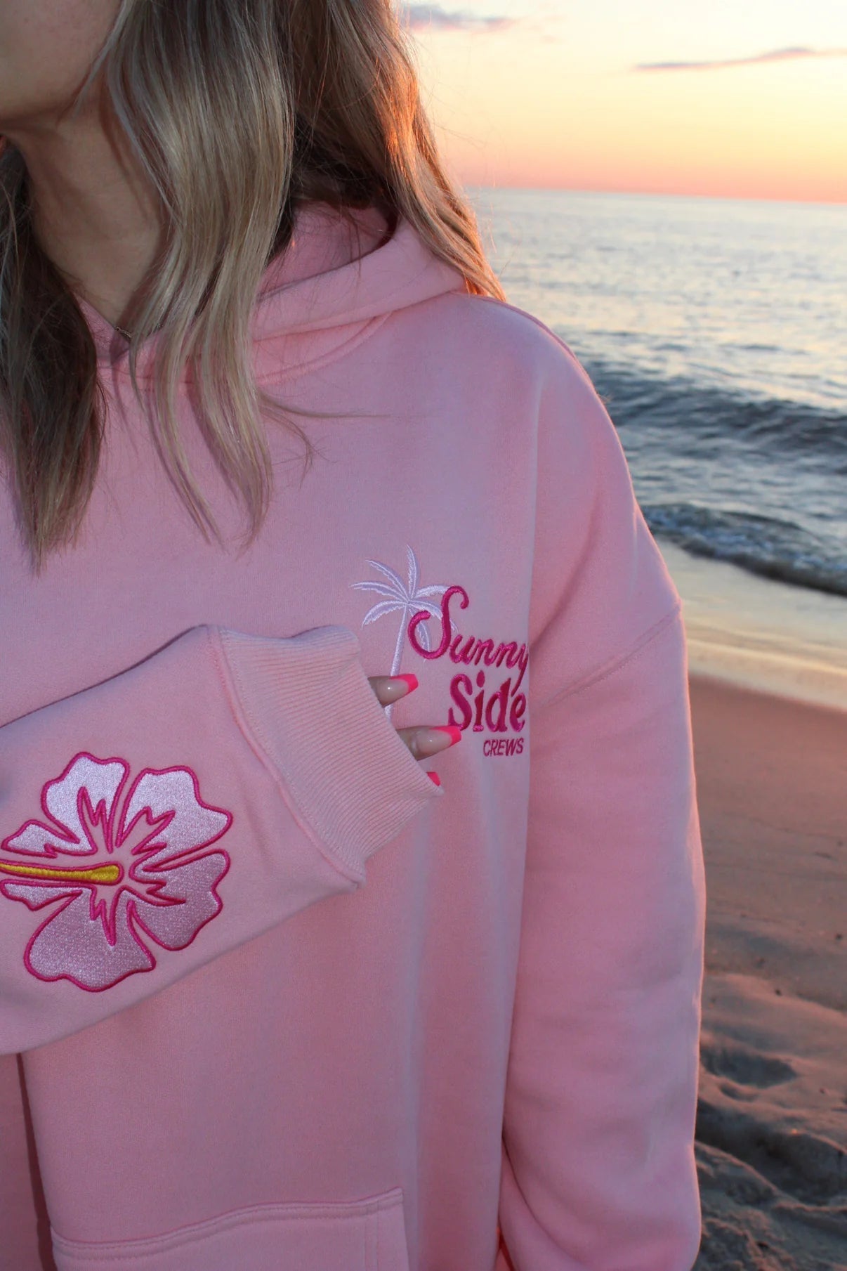 LOLA | Life Comes In Waves Hoodie ( 1 + 1 Gratis )