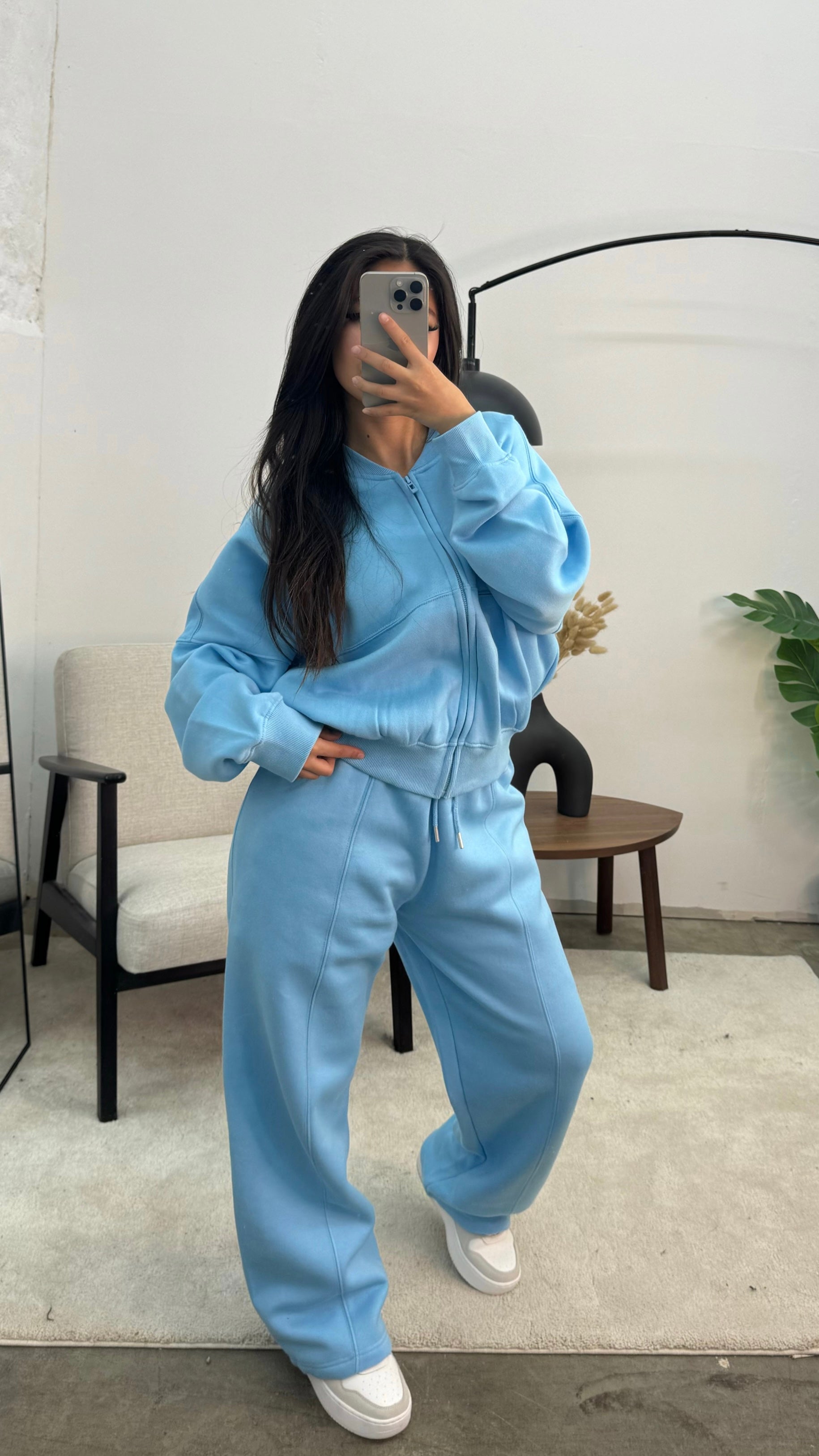 JULIA - de Viral Comfy Set